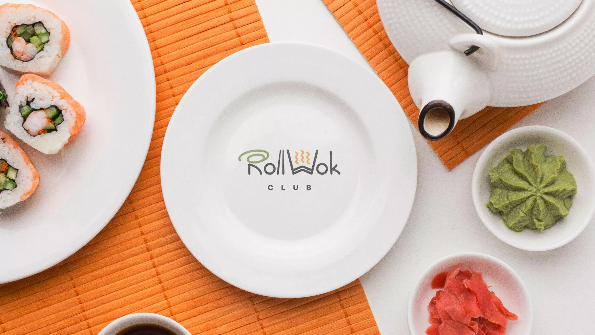 Разработка логотипа и фирменного стиля в Козельске для суши-бара «Roll Wok Club» Разработка логотипа и фирменного стиля в Козельске для суши-бара «Roll Wok Club»